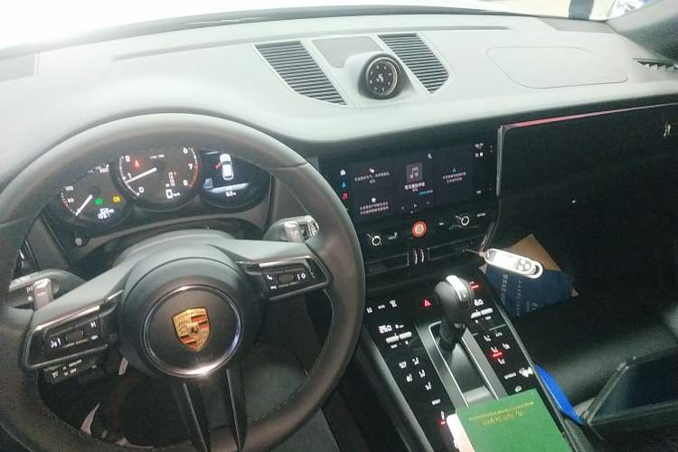 Used Porsche Macan 2025 Macan 2.0T Dream-Chasing Edition
