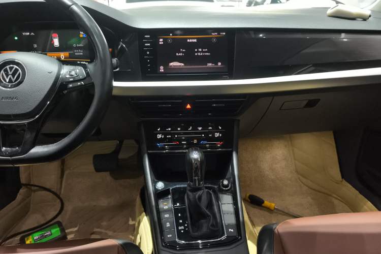 Used Volkswagen Lavida 2021 280TSI DSG Luxury Edition
