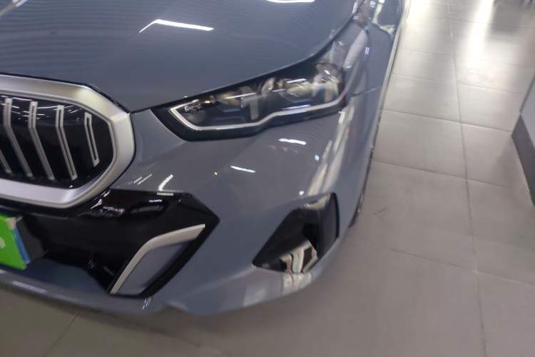 Used BMW 5 Series 2024 530Li Luxury Edition M Sport Package