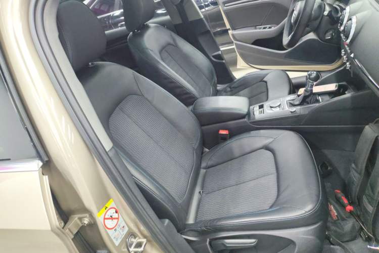 Used Audi A3 2018 30th Anniversary Edition Limousine 35 TFSI Fashion Model
