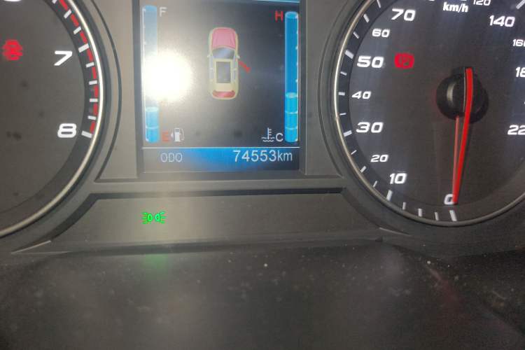 Used Zotye T700 2017 1.8T Dual-Clutch Luxury Model
