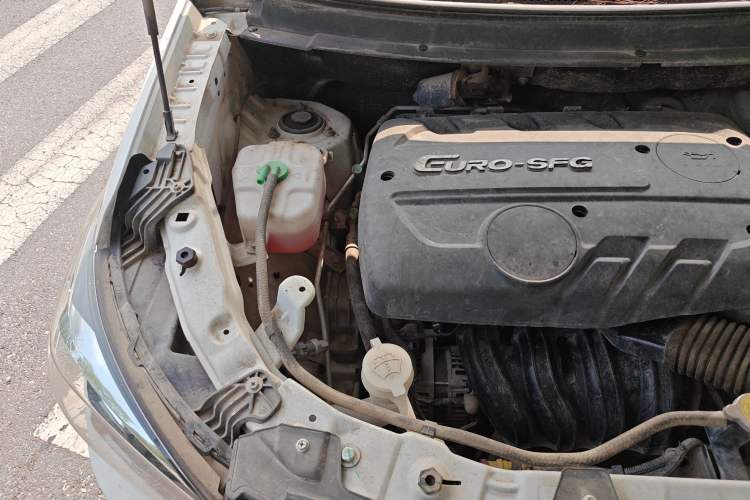 Used Dongfeng Fengon S560 2018 1.8L Manual Urban Model 7 Seats
