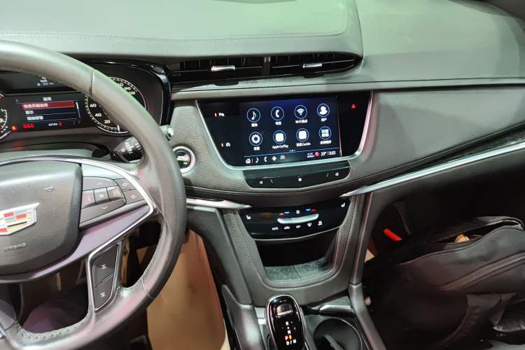 Used Cadillac XT5 2021 28T Luxury Version
