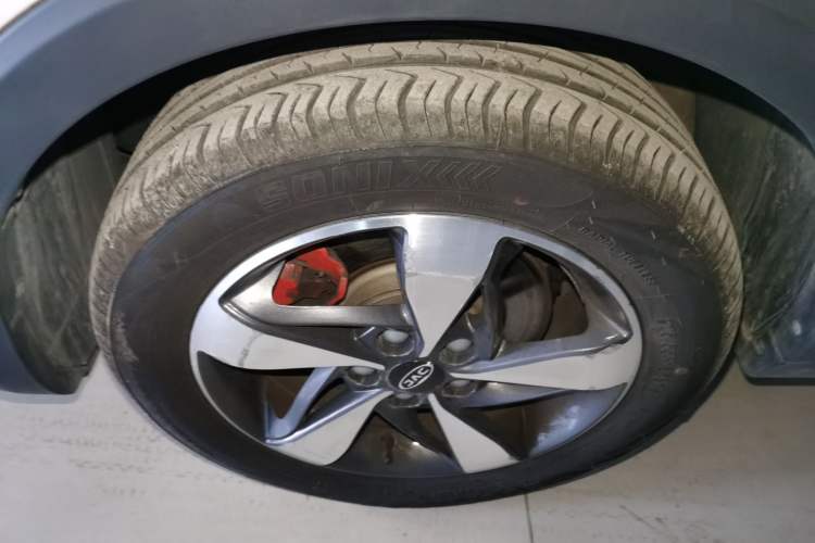 Used  Refine S3 2017 1.6L CVT Smart Connect Model
