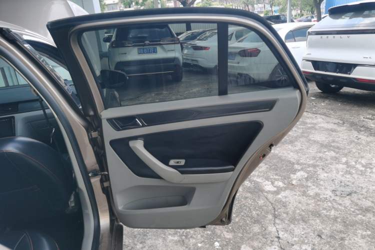 Used Volkswagen Bora 2015 Value Edition 1.6L Automatic Fashion Version