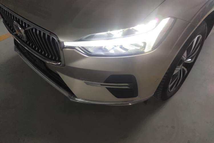 Used Volvo XC60 2023 B5 4x4 Zhiya Luxury Edition
