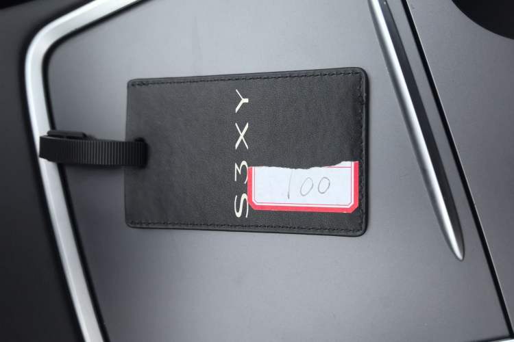 Used Tesla Model Y 2021 Standard Range Rear-Wheel Drive Version
