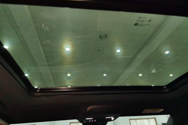 Used Cadillac XT4 2024 28T Two-Wheel-Drive Luxury Version
