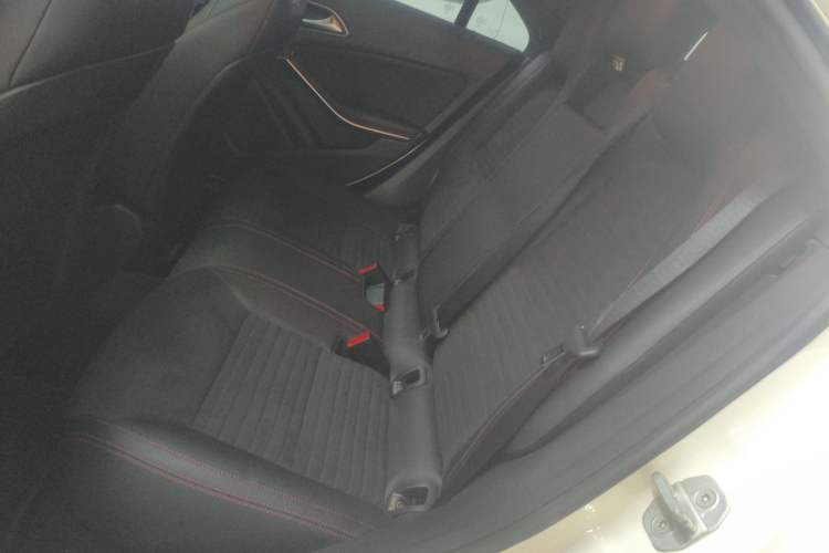 Used Mercedes-Benz CLA 2016 CLA 220 4MATIC
