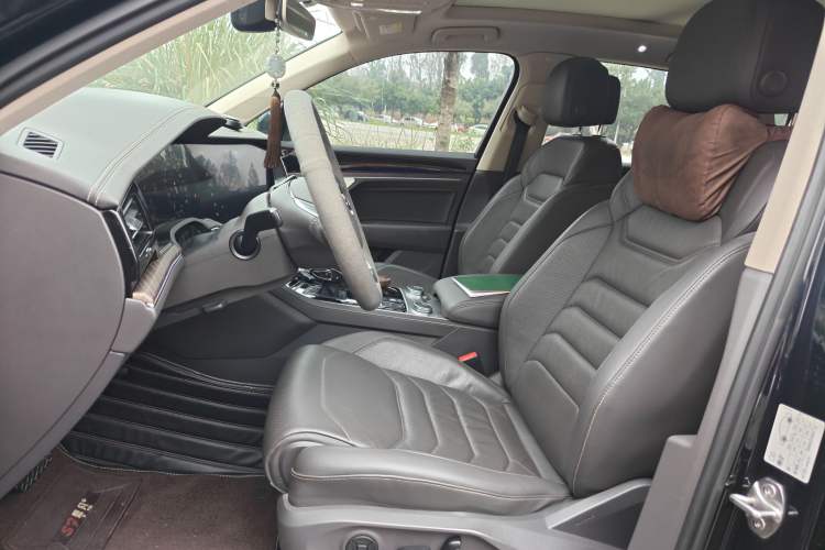 Used Volkswagen Touareg 2019 2.0TSI Ruiyi Edition China VI Standard
