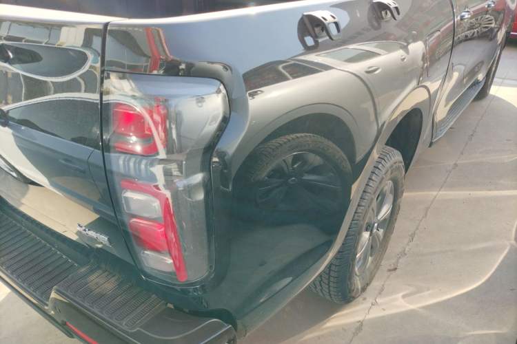 Used Great Wall Poer 2023 2.0T Commercial Version Manual Diesel 4x4 Elite Long-Box GW4D20M