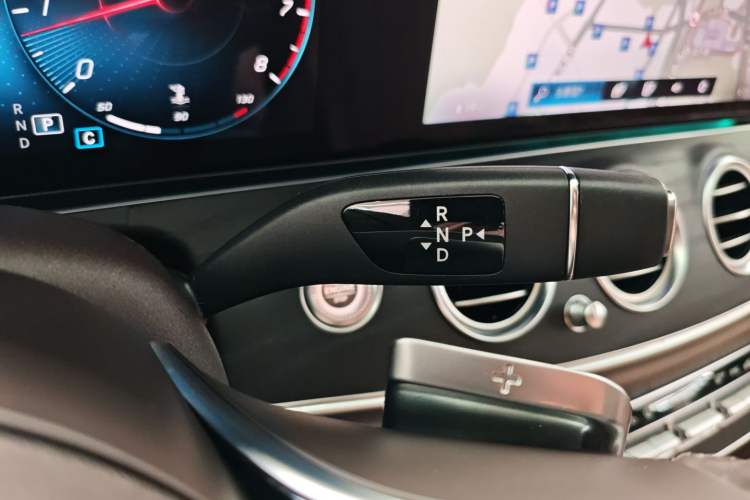 Used Mercedes-Benz E-Class 2023 E 260 L
