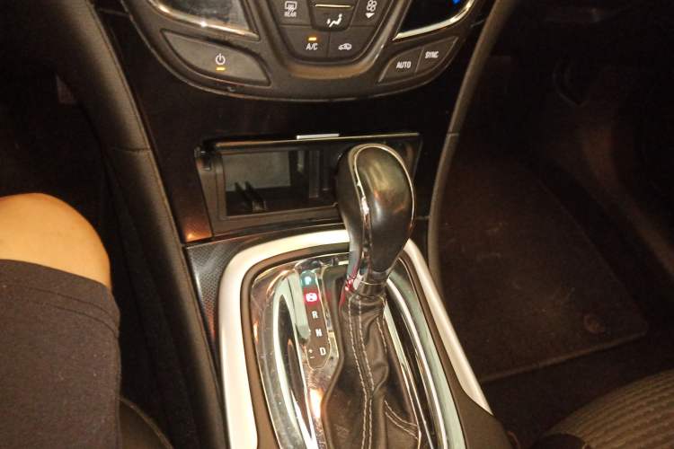 Used Buick Regal 2015 1.6T Leading Technology Model
