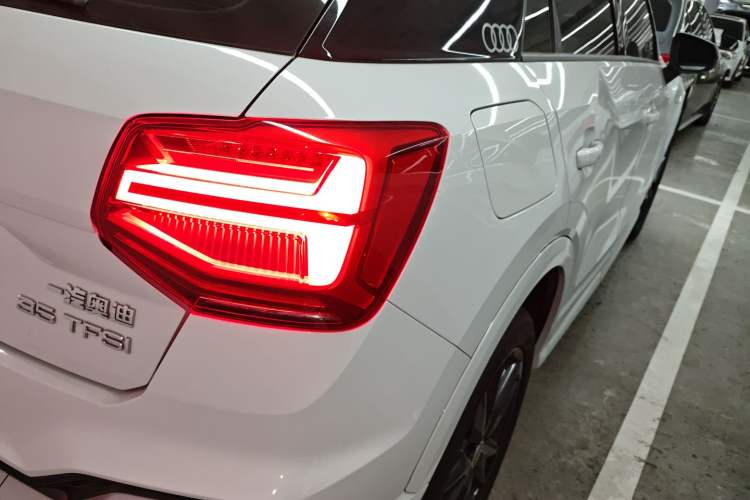 Used Audi Q2L 2023 35TFSI Progressive Dynamic Edition
