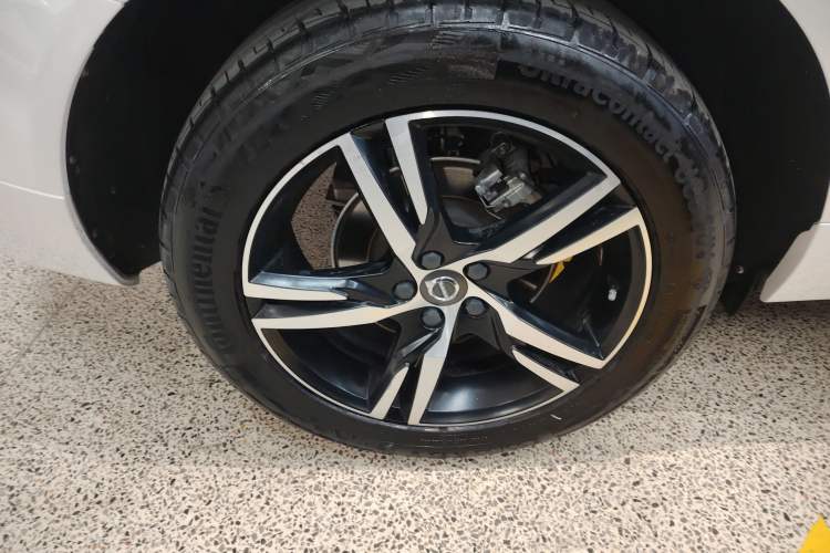 Used Volvo XC60 2020 T5 4x4 Smart & Dynamic Sport Edition