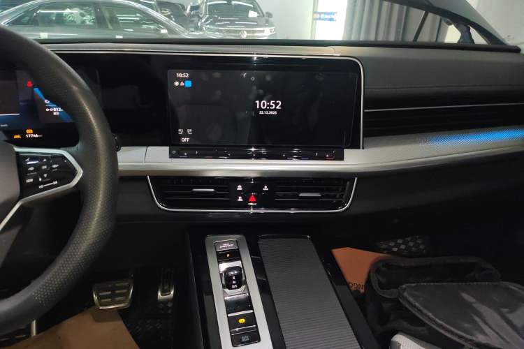 Used Volkswagen Talagon 2024 380TSI All-Wheel Drive R-Line Cruise Edition
