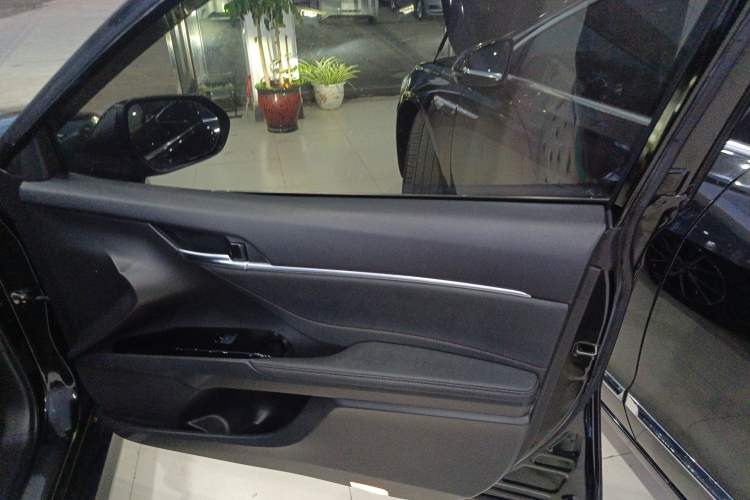 Used Toyota Camry 2021 Dual-Motor 2.5HG Luxury Edition
