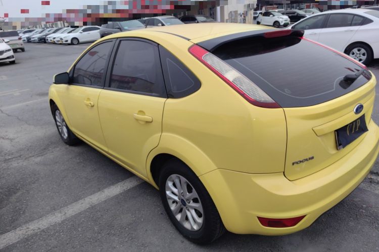 Used Ford Focus 2013 Hatchback Classic 1.8L Automatic Base Model
