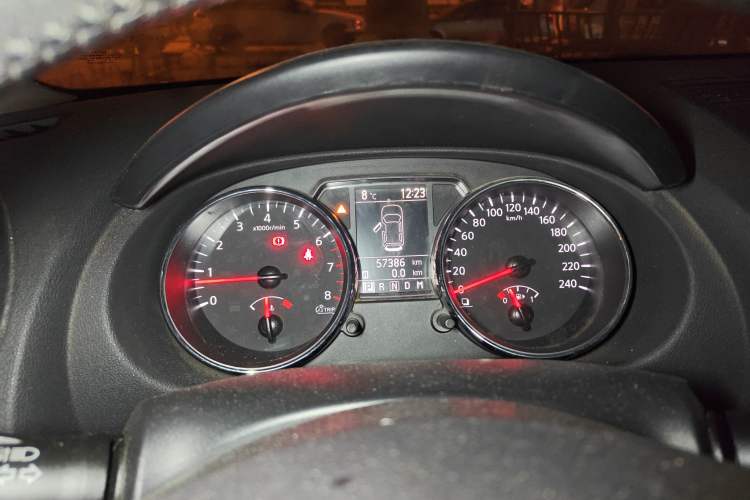 Used Nissan Qashqai 2012 2.0 XL Fire CVT 2WD
