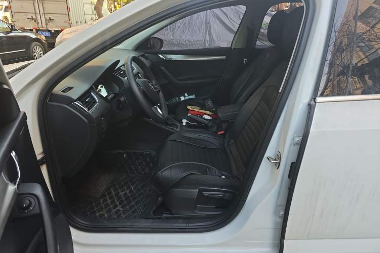 Used Skoda Octavia 2019 1.5L Automatic SmartDrive Comfort Edition China V Standard