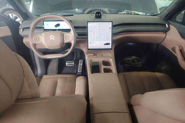 Used Nio ES8 2024 75 kWh
