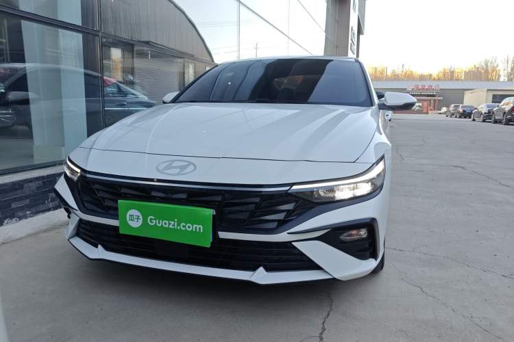 Used Hyundai Elantra 2023 1.5L CVT GLX Elite Edition
