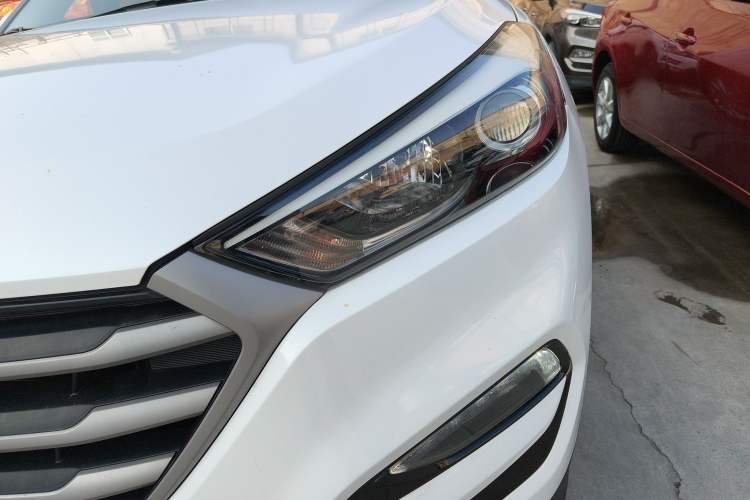 Used Hyundai Tucson 2015 1.6T Dual-Clutch Two-Wheel-Drive Smart Model