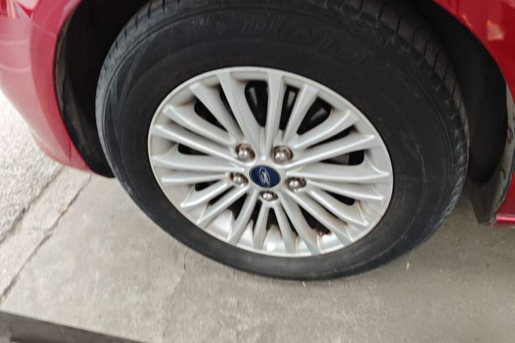 Used Ford Escort 2015 1.5L Manual Comfort Model