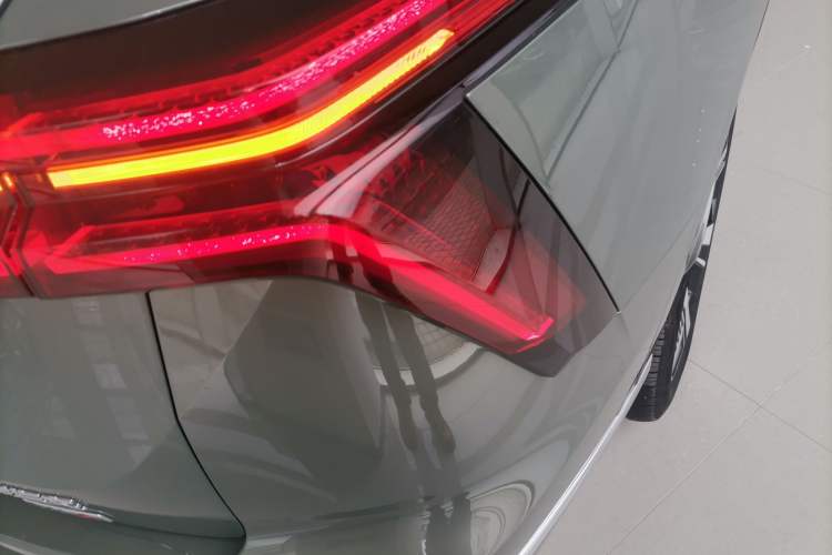 Used Wey Lanshan 2025 Four-Wheel Drive Ultra