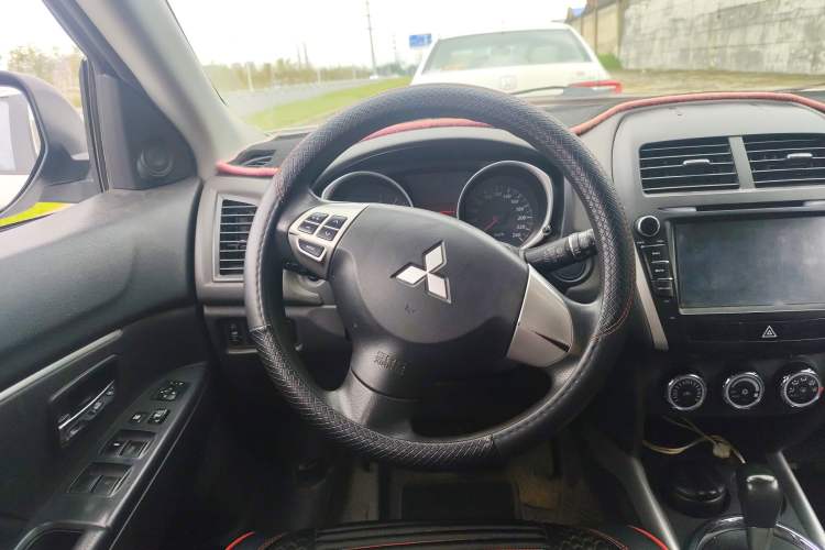 Used Mitsubishi ASX 2013 2.0L CVT Two-Wheel Drive Elite Edition
