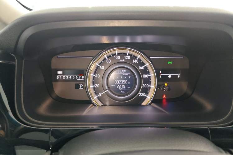 Used Honda Elysion 2016 2.4L Style Edition
