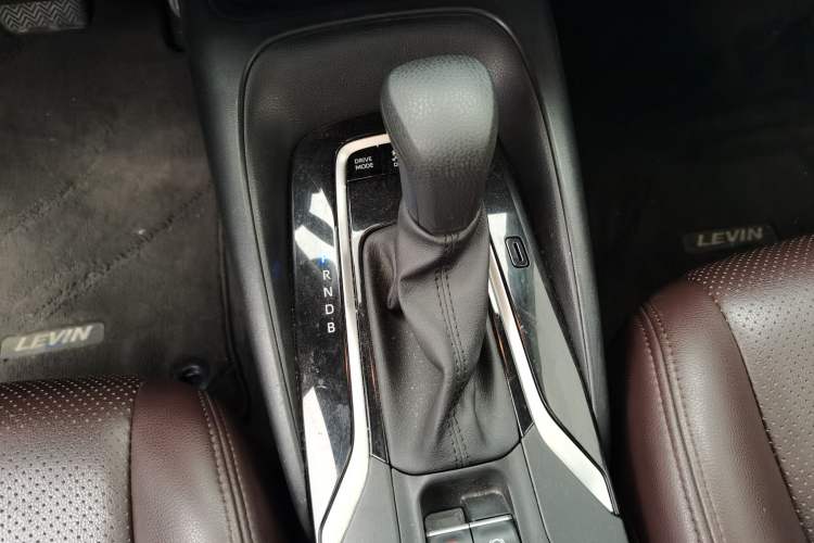 Used Toyota Levin 2021 Dual-Engine 1.8H E-CVT Luxury Edition
