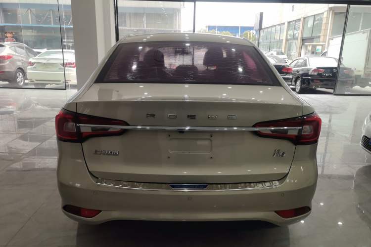 Used Roewe i5 2019 1.5L Automatic 4G Connected Langhao Edition