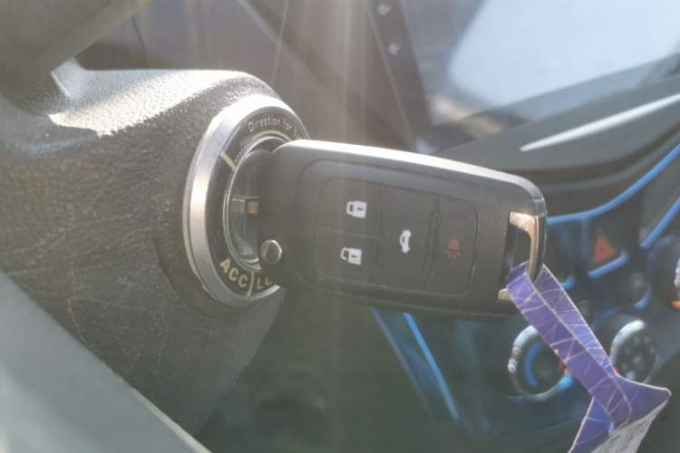 Used Chevrolet Trax 2016 1.4T Automatic Two-Wheel Drive Comfort Version with Sunroof
