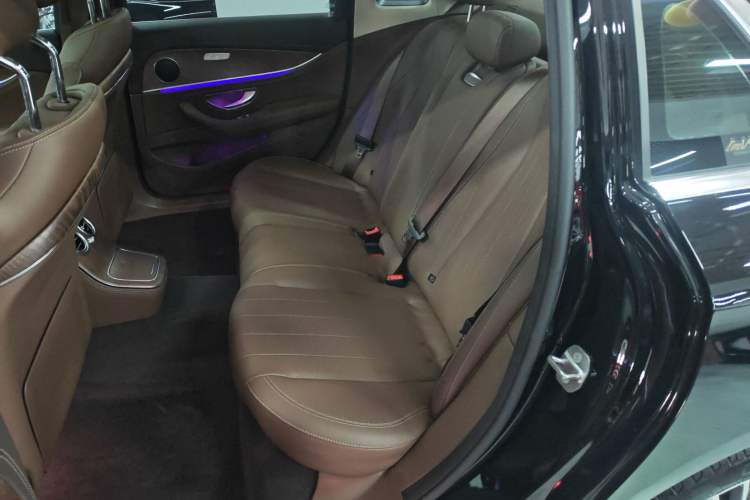 Used Mercedes-Benz E-Class 2023 Updated E 300 L Fashion Edition
