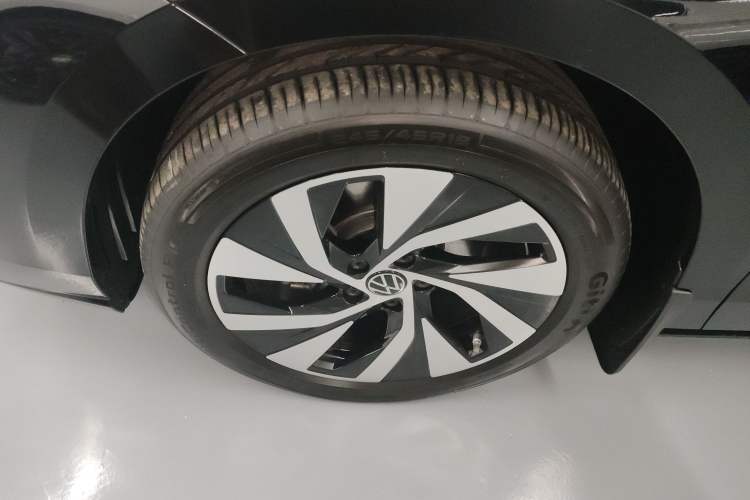 Used Volkswagen Passat 2025 Pro 380TSI Dragon Edition
