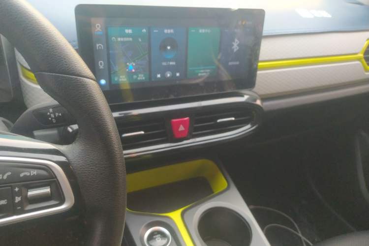 Used SOL E10X 2021 302 km Range Luxury Version 30.2 kWh