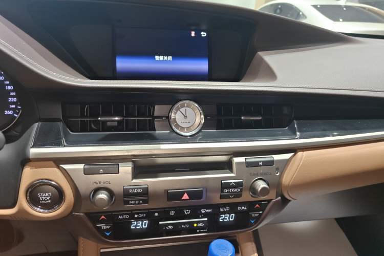 Used Lexus ES 2015 200 Elite Edition
