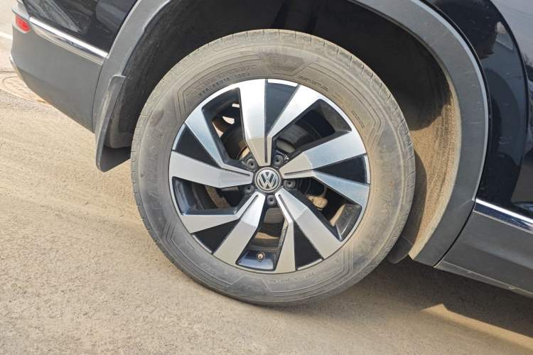 Used Volkswagen Tayron 2019 330TSI Two-Wheel Drive Luxury Model China VI Standard