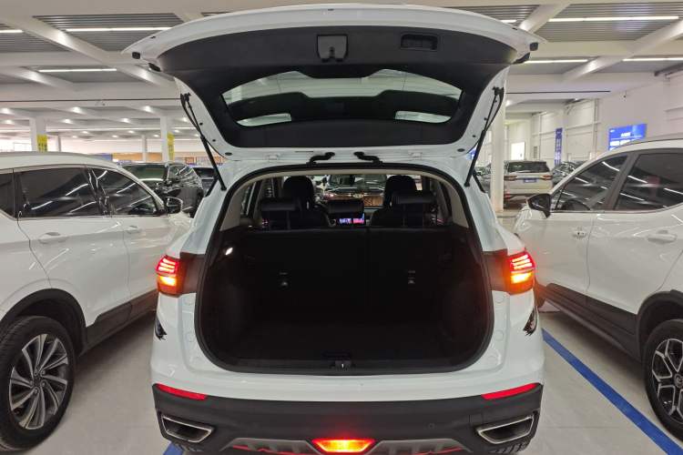 Used Geely Auto Coolray 2019 260T DCT Knight China V Standard