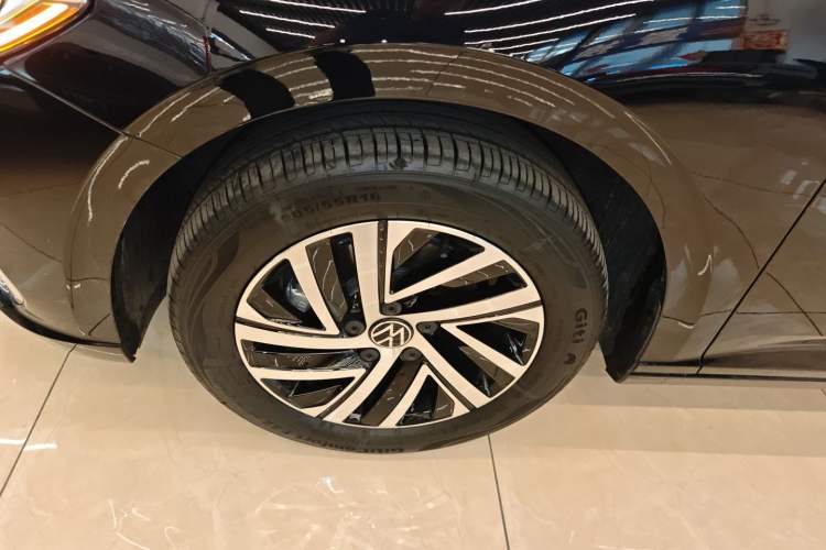 Used Volkswagen Lavida 2024 1.5L Automatic 5 Million Edition
