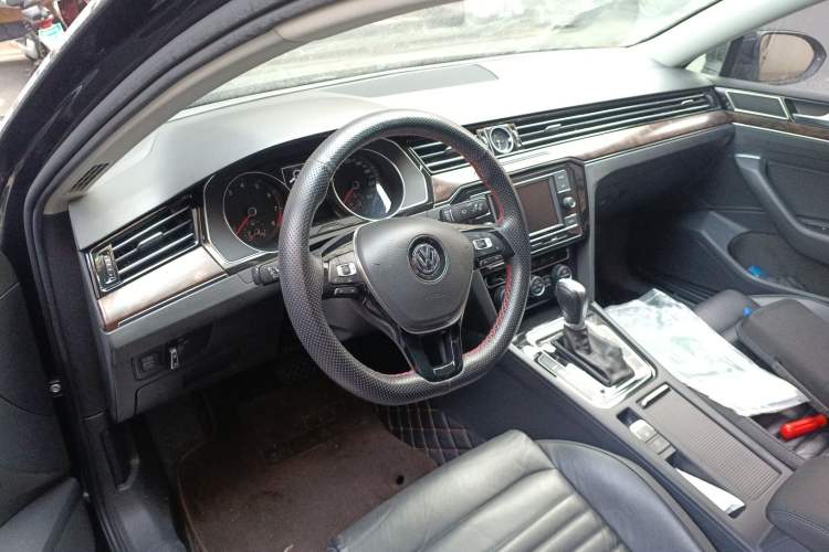 Used Volkswagen Magotan 2018 Facelift 330TSI DSG Luxury Model
