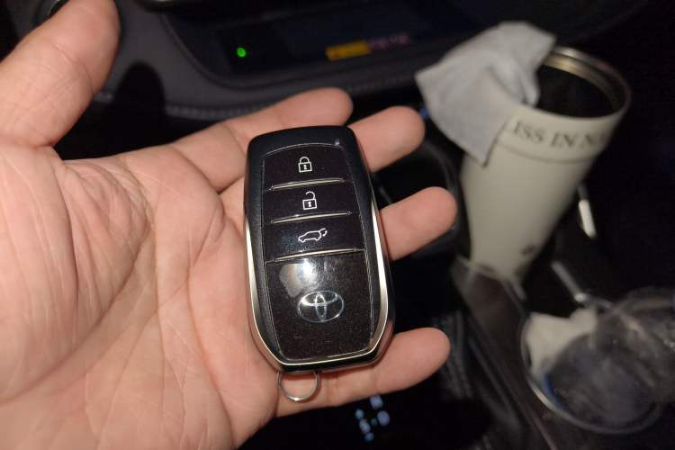 Used Toyota Crown Kluger 2024 2.5L HEV Four-Wheel Drive Premium Edition
