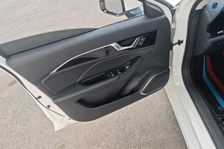 Used Bestune B70 2022 Third Generation 1.5T Automatic Enjoyment Version
