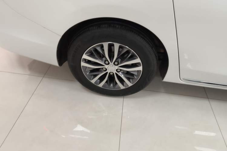 Used Buick GL8 2023 ES Lu Zun Comfort Model