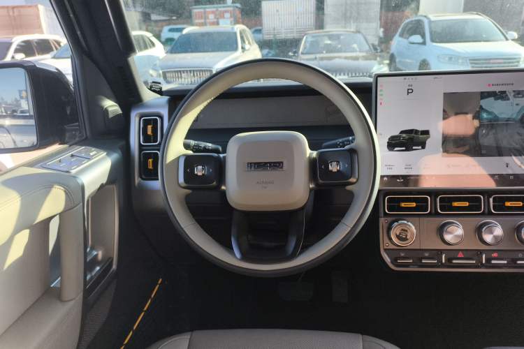 Used  V23 2025 501 Four-Wheel Drive Intelligent Driving Version