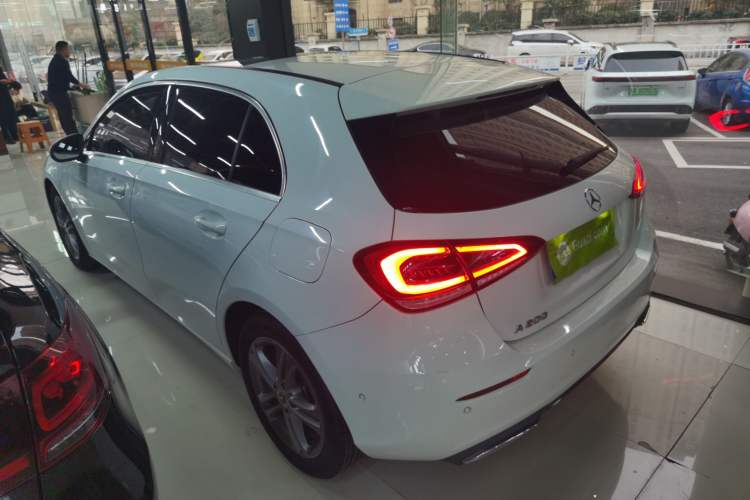 Used Mercedes-Benz A-Class (Import) 2019 A 200 Dynamic Edition
