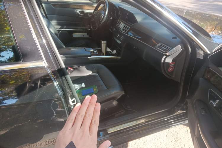 Used Mercedes-Benz E-Class 2015 E 260 L
