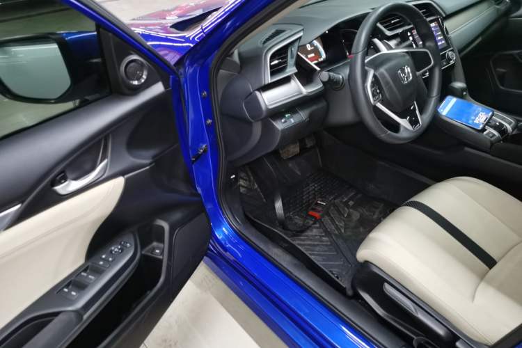 Used Honda Civic 2016 220TURBO CVT Luxury Edition