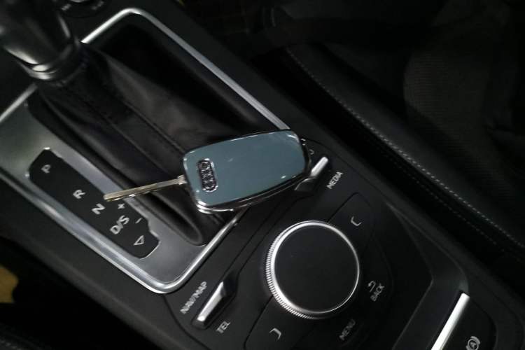 Used Audi Q2L 2018 35 TFSI Fashion Dynamic Version China VI Emission Standard
